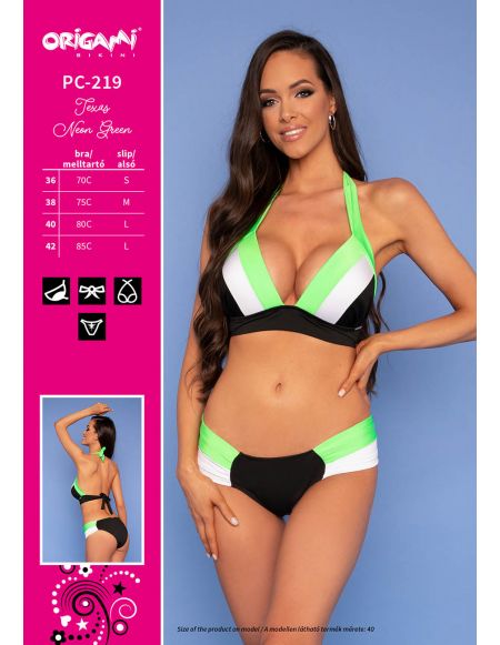 Fekete fürdőruhák